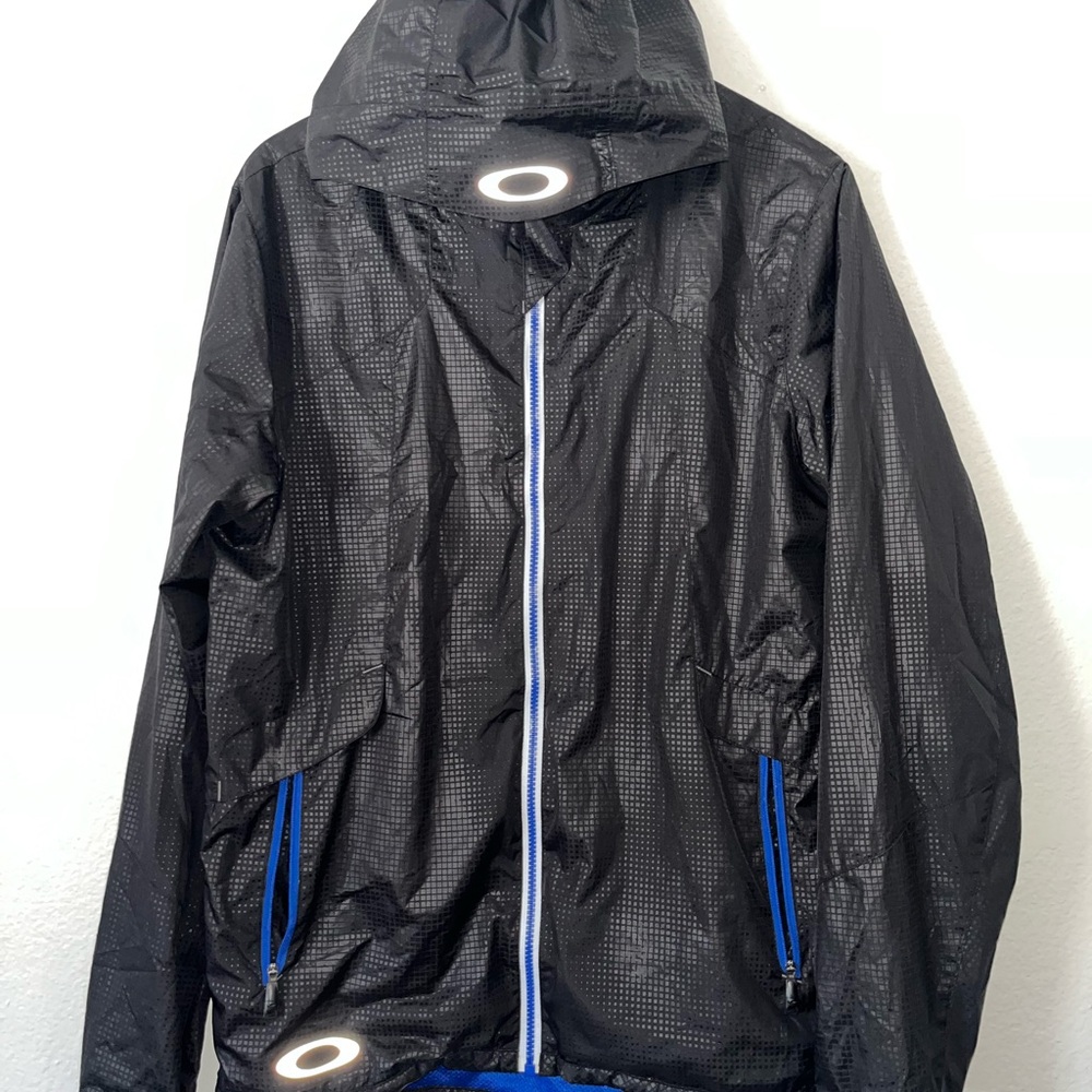 Vintage oakley windbreaker